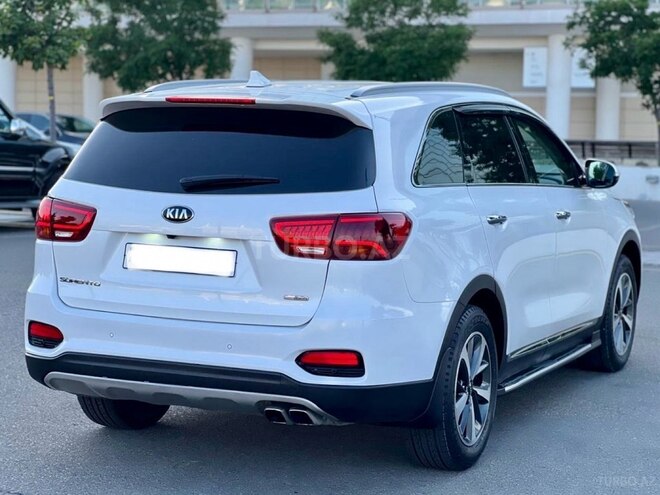 Kia Sorento-7