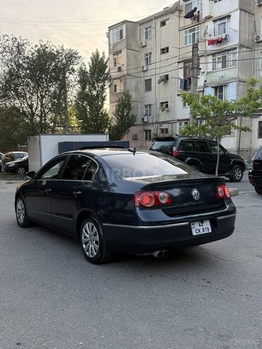 Volkswagen Passat-5