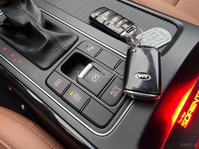 Kia Sorento-14
