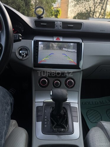 Volkswagen Passat-11
