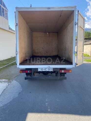 Ford Transit-5