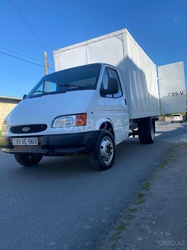 Ford Transit-2