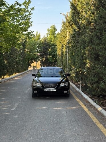Hyundai Sonata-2