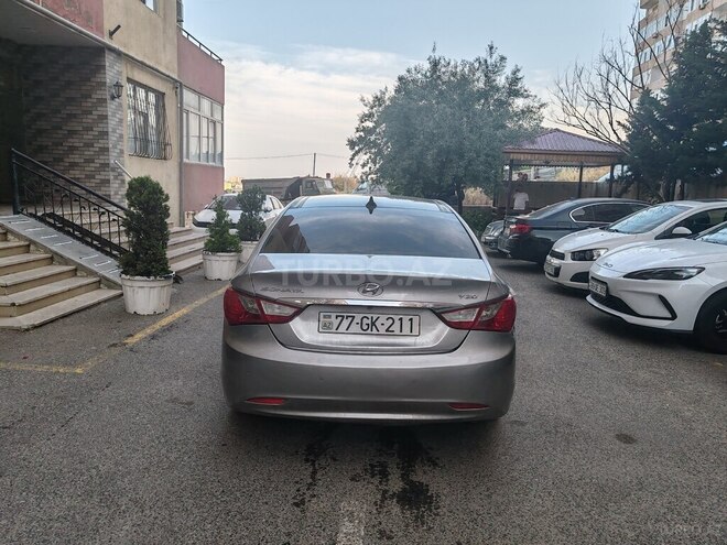 Hyundai Sonata-3