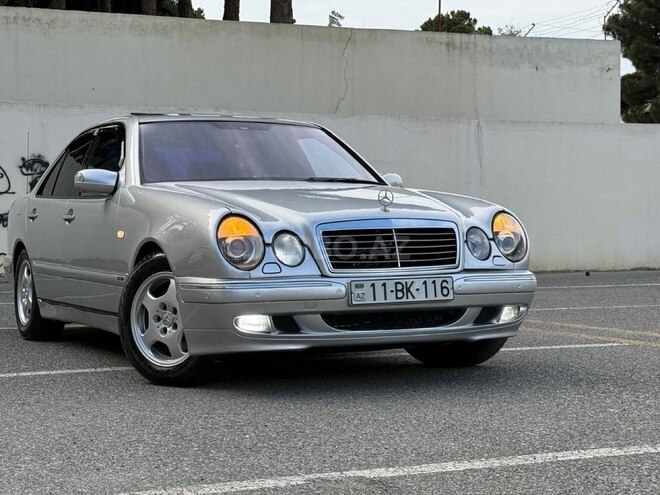 Mercedes E 280-3