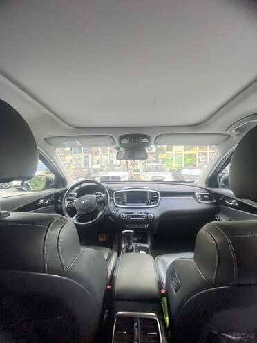 Kia Sorento-7