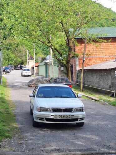 Nissan Maxima-2