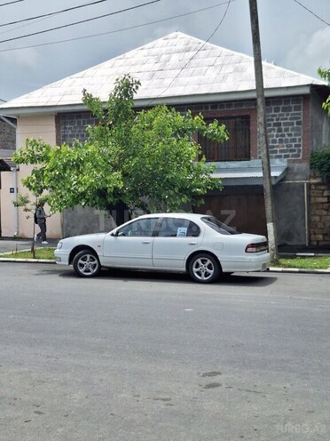 Nissan Maxima-4