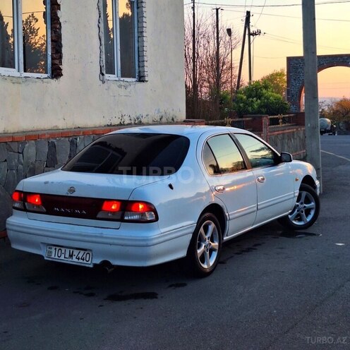 Nissan Maxima-9