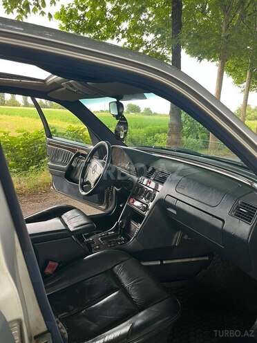 Mercedes C 220-9