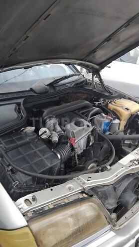 Mercedes C 220-12
