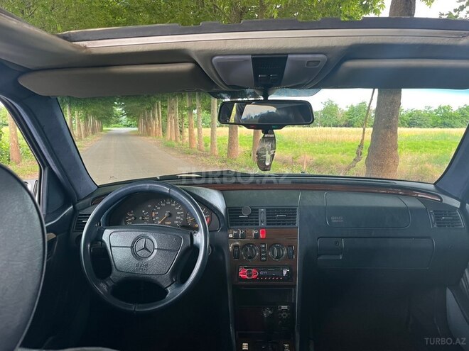 Mercedes C 220-7