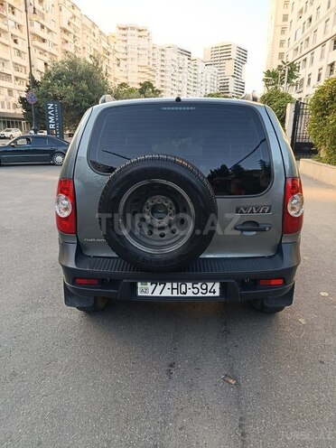Chevrolet Niva-7