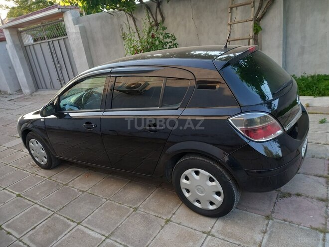 Opel Astra-2
