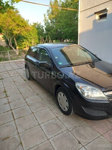 Opel Astra-11