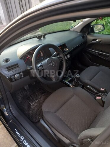 Opel Astra-13