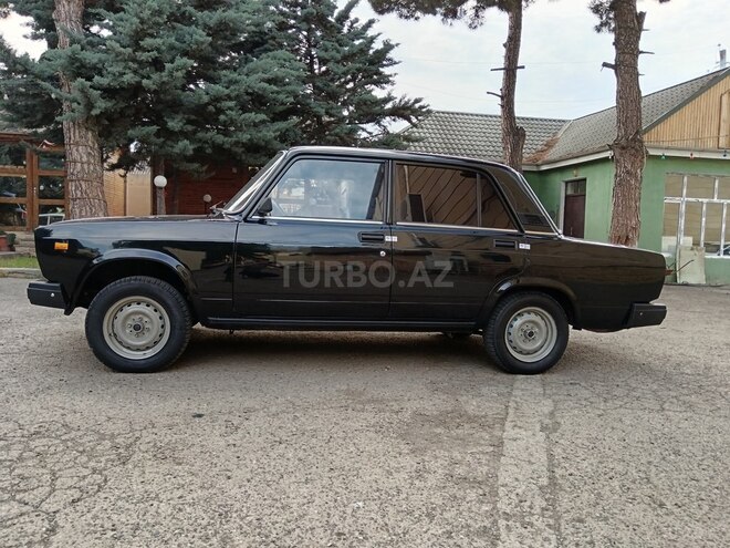 LADA (VAZ) 2107-6