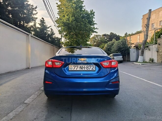 Chevrolet Cruze-2