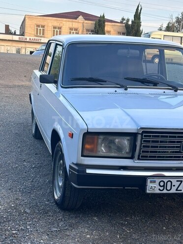 LADA (VAZ) 2107-4