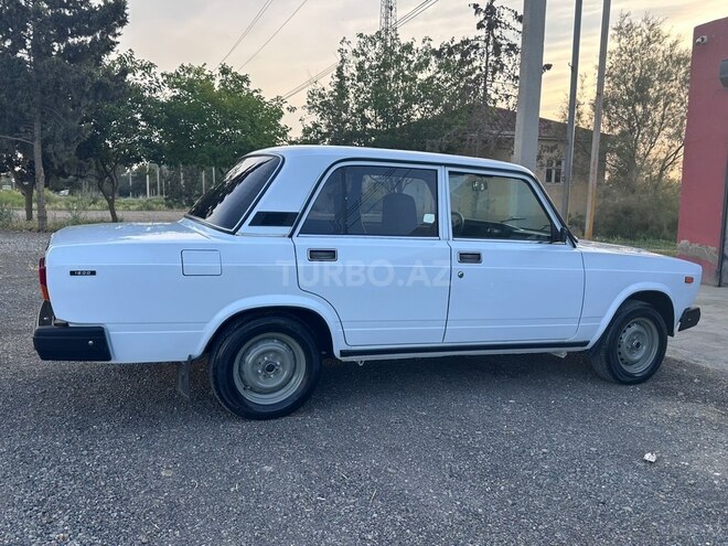 LADA (VAZ) 2107-5
