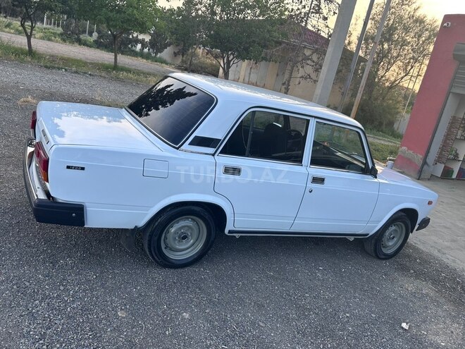 LADA (VAZ) 2107-6
