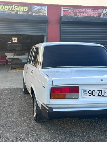 LADA (VAZ) 2107-8