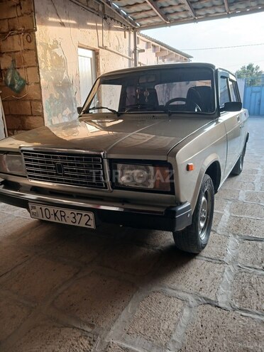 LADA (VAZ) 2107-1