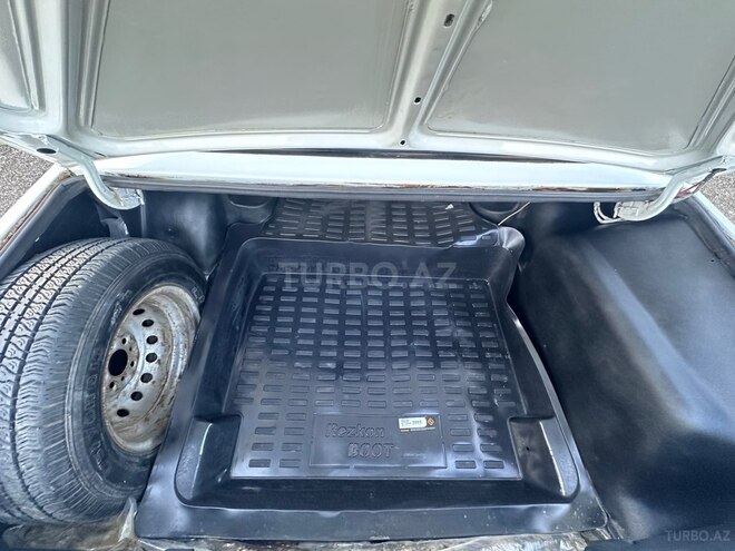 LADA (VAZ) 2107-15