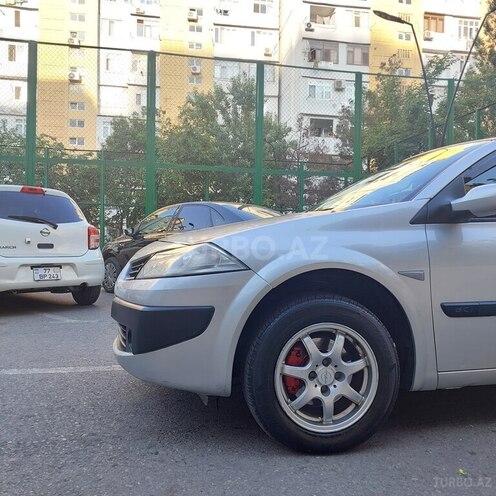 Renault Megane-8