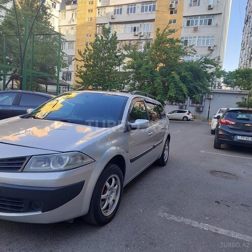Renault Megane-15