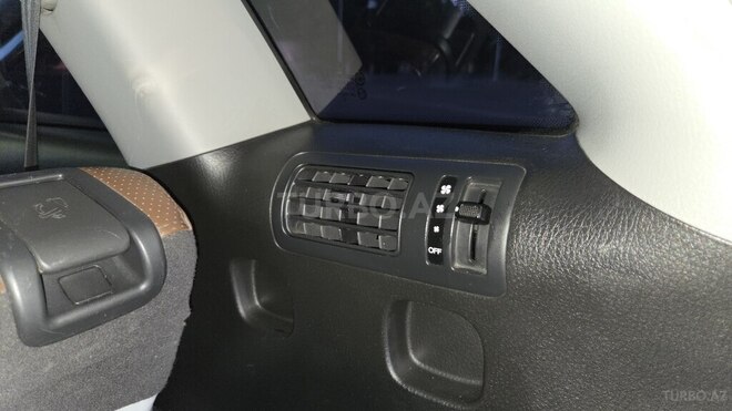 Kia Sorento-11