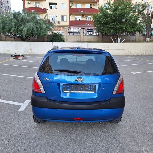 Kia Rio-6