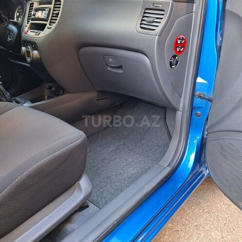 Kia Rio-14