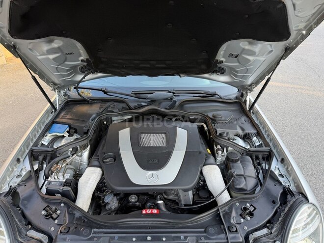 Mercedes E 280-10
