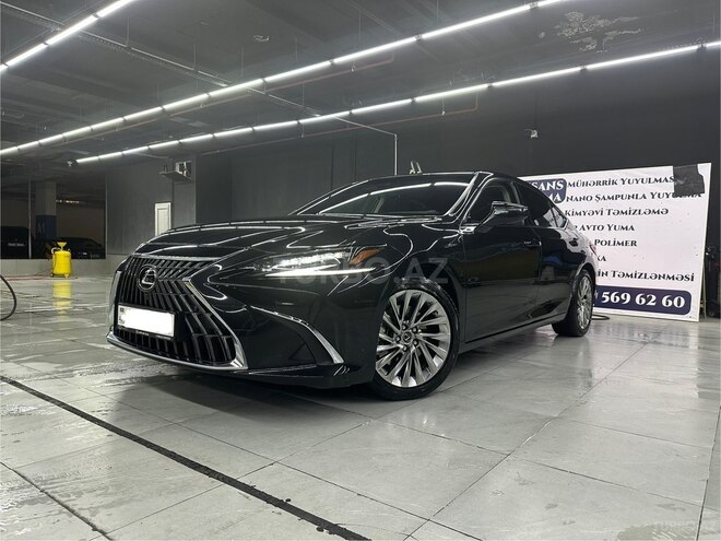 Lexus ES 300h-4