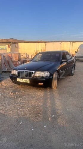 Mercedes C 200-8