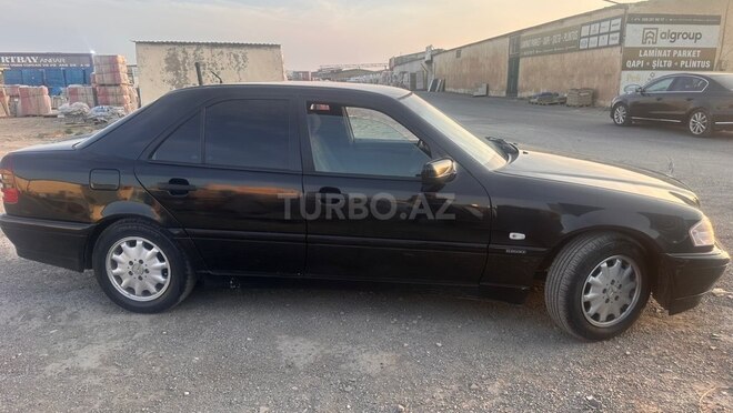 Mercedes C 200-9