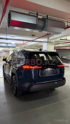 Toyota RAV4-3