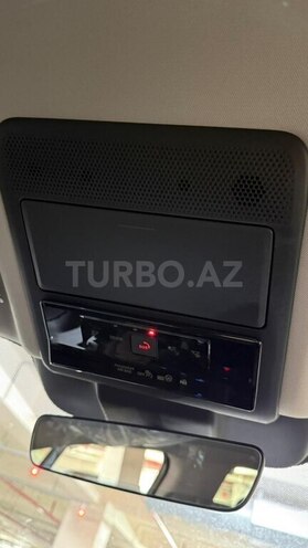 Toyota RAV4-12