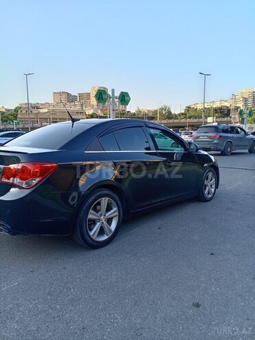 Chevrolet Cruze-13