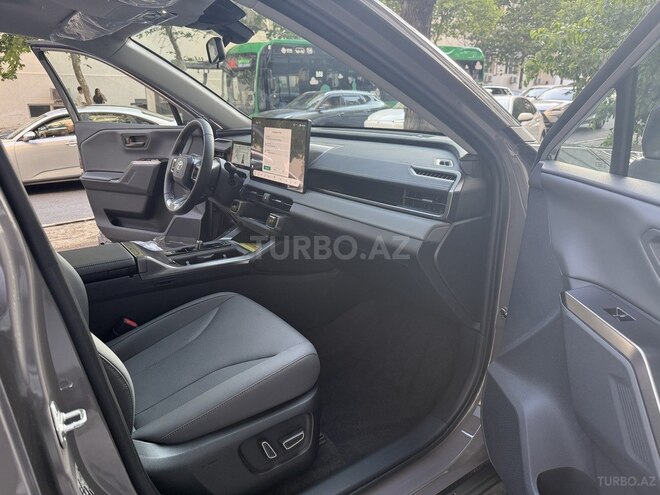 Toyota RAV4-11