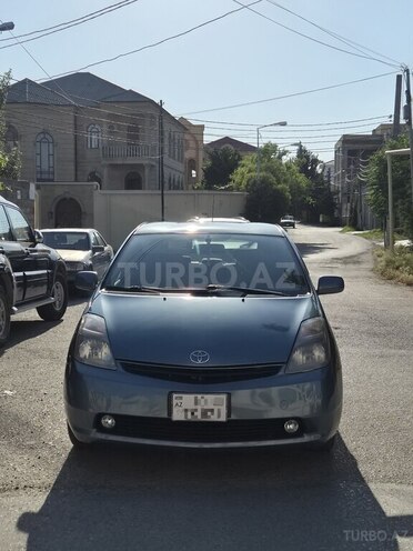 Toyota Prius-1