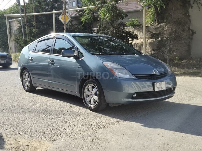 Toyota Prius-3