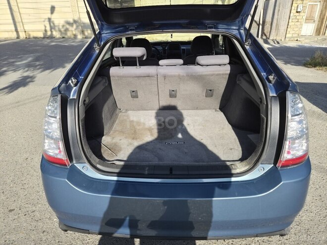 Toyota Prius-6