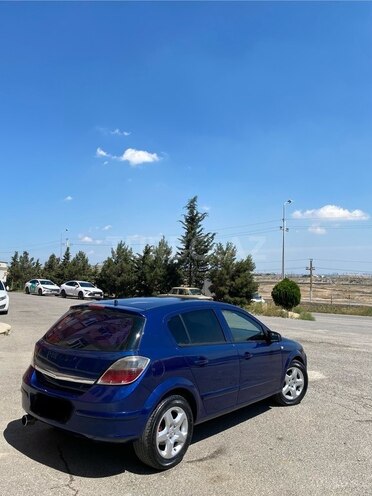 Opel Astra-2