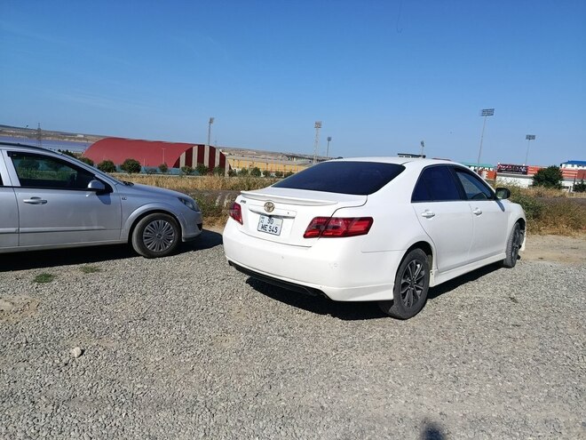 Toyota Camry-6