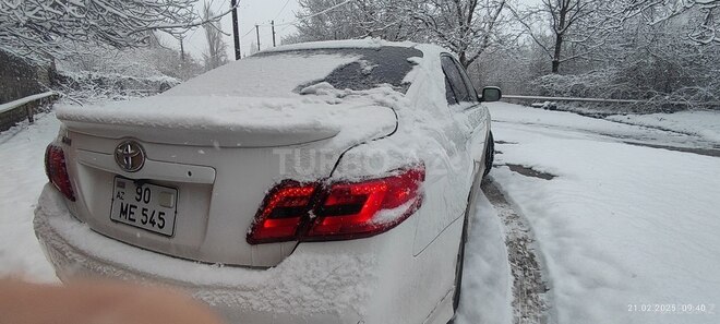 Toyota Camry-16