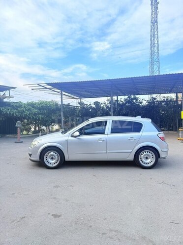 Opel Astra-3