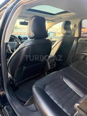 Ford Fusion (North America)-10