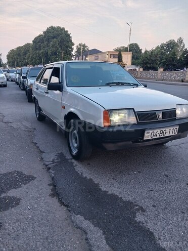 LADA (VAZ) 2109-2